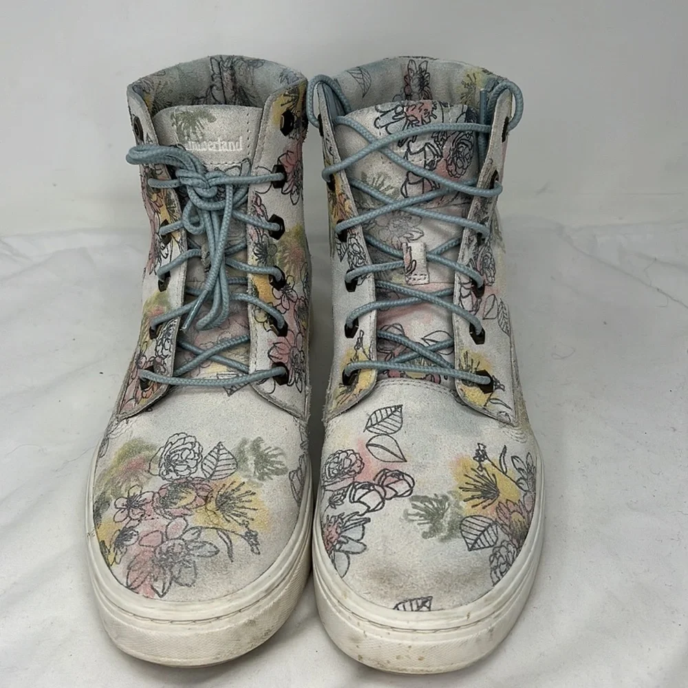 Timberland Londyn Sz 9 Floral Suede Hi Top 6”Sneakers